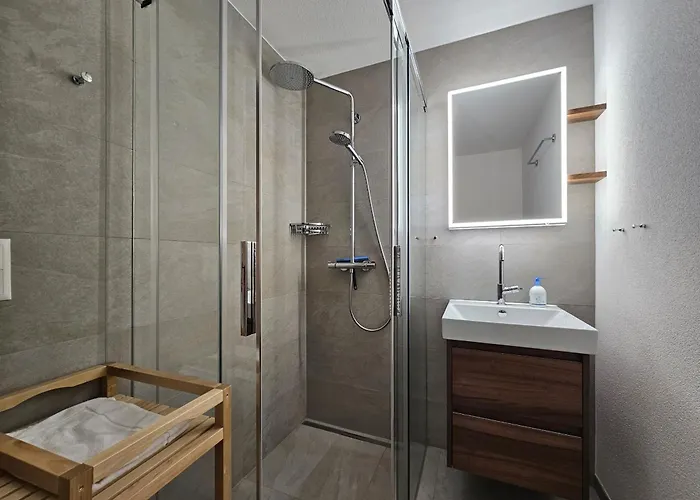 Apartment Colibi Q *